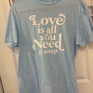 Southern Bliss Light Blue Graphic Tee, size M, NWOT